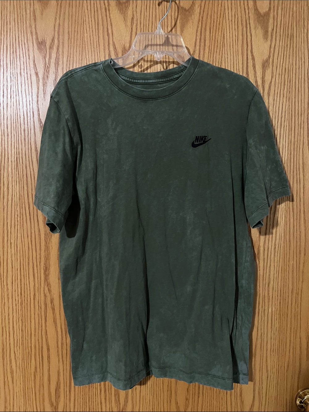 Nike Men’s Dark Olive Green Short Sleeve Crew Tee